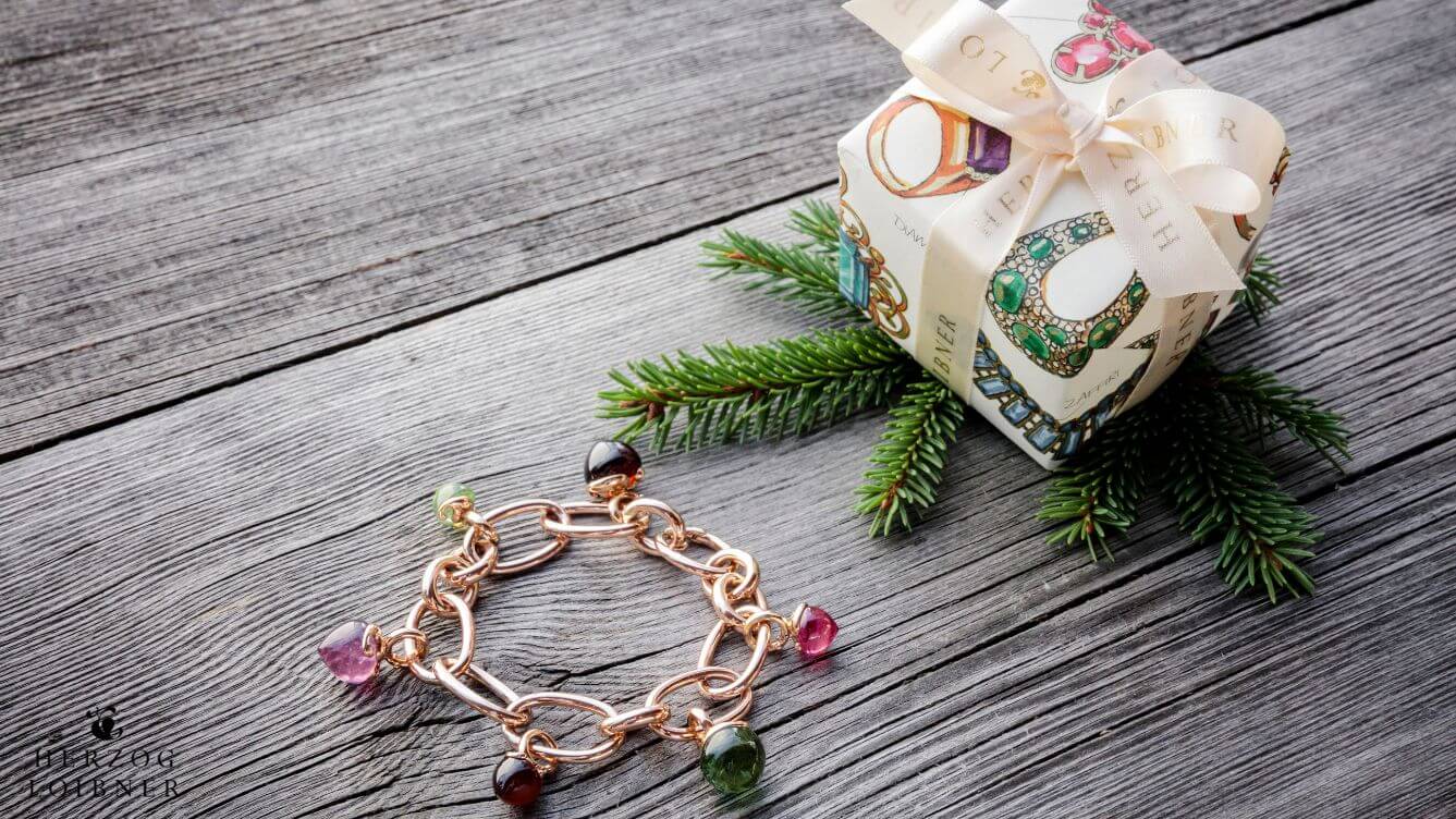 Schmuck Geschenk für Frauen: Tipps und Ideen für das perfekte Geschenk