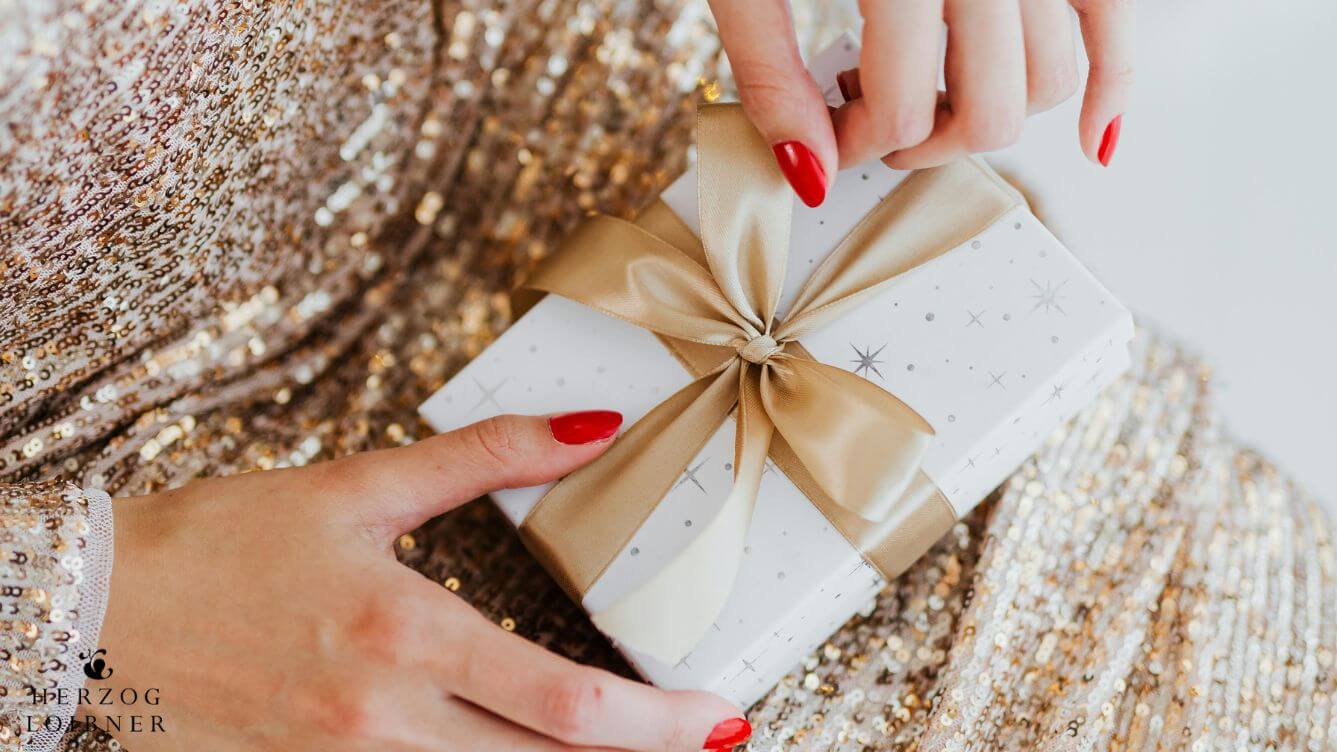 Schmuck Geschenk für Frauen: Tipps und Ideen für das perfekte Geschenk