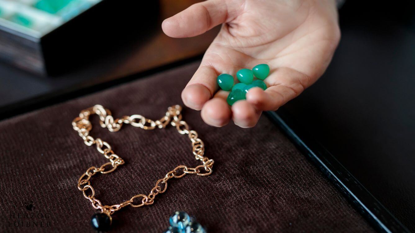 Goldschmuck reinigen: So bringen Sie Ihr Lieblingsstück zum Glänzen