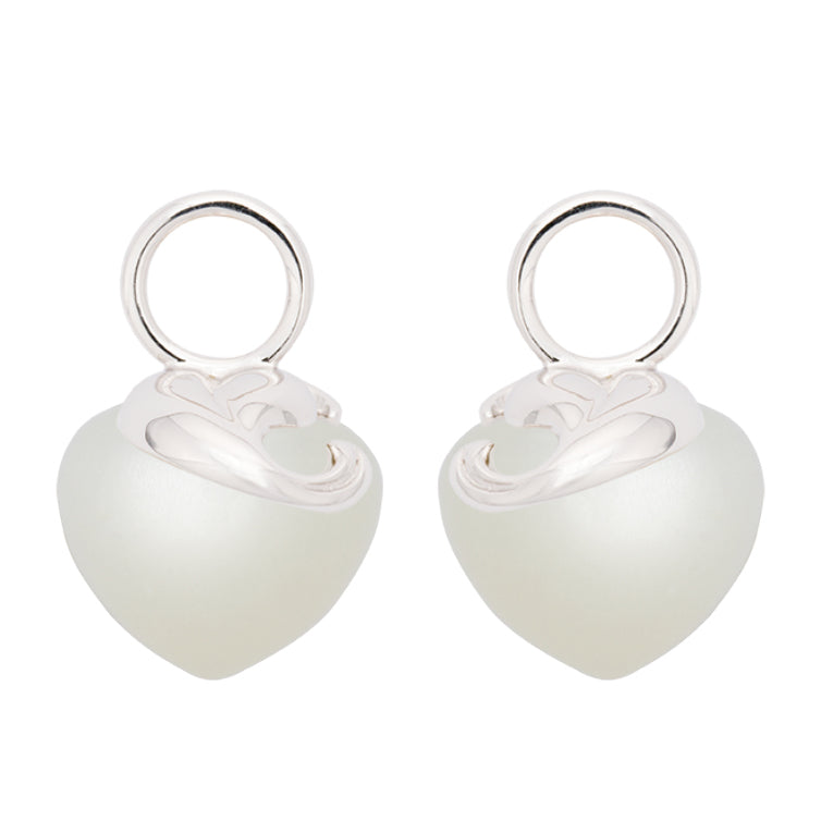 Aldus leaf pendant
